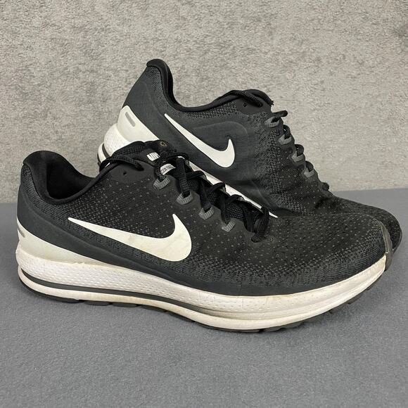 Nike Zoom Vomero 13 Shoes Mens Size 12 Black White Running Sneakers Athletic - Picture 1 of 15